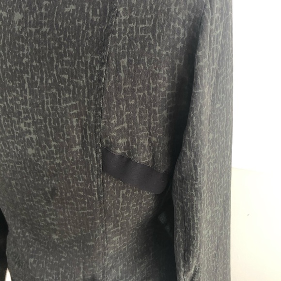 Urban Outfitters Silence + Noise Waterfall Animal Print Silk Blazer, Small - Picture 6 of 8